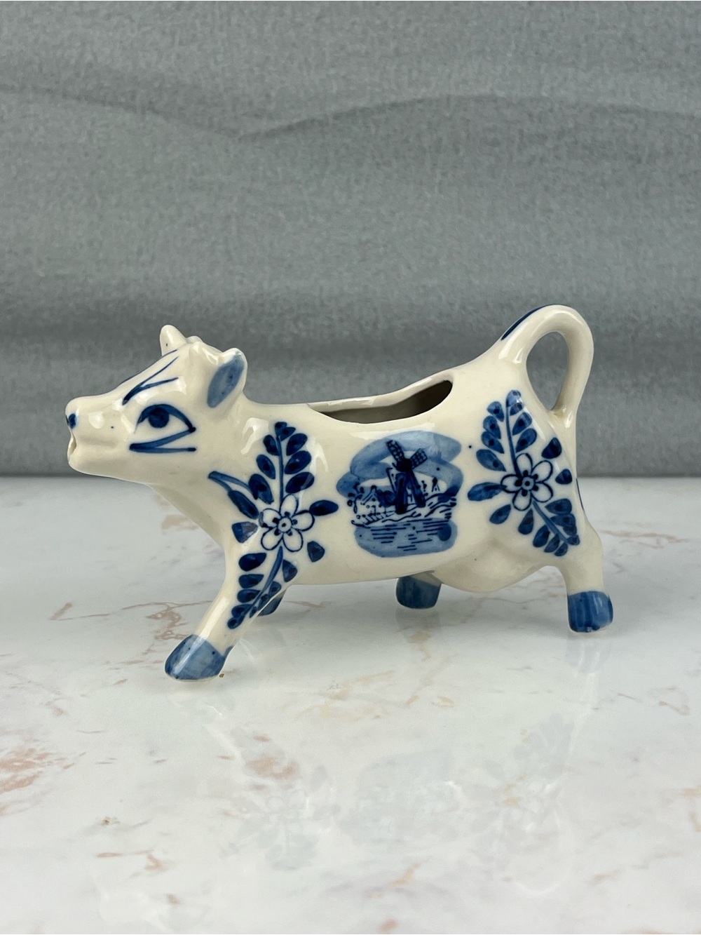 Vintage HandPainted Delft Blue White Porcelain Cow Creamer Windmill Handheld - Picture 1 of 10